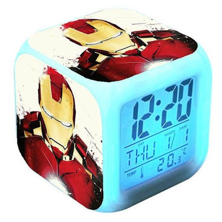 Wekity Anime Cartoon Vækkeur One Piece LED Firkantet Ur Digital Vækkeur med Tid, Temperatur, Alarm, Dato