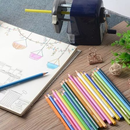 Färgpennor - 24 olika färger (förpackning med 24 pennor)