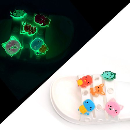 5 stycken lysande 3D-prydnader sandaler träskor, skocharm, söta skor