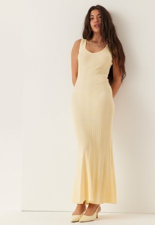 BUBBLEROOM - Knitted V-neck Dress - Light yellow