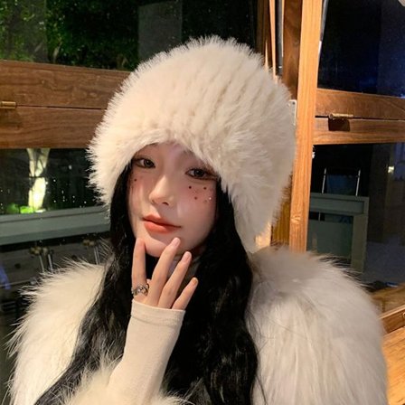 Fuskepelsbeanies Hat Plysj Liner Cap HVIT