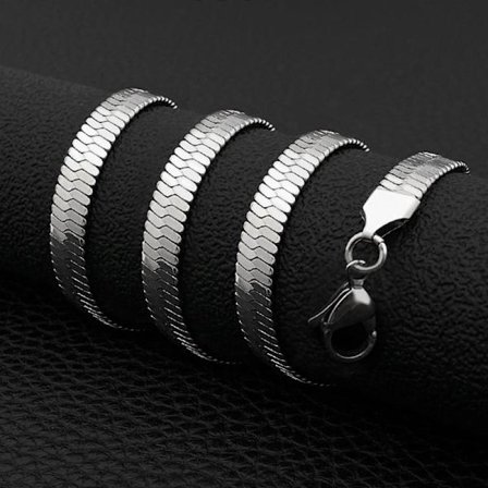 Choose from several models necklaces chains in silver for men