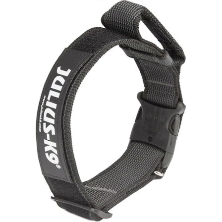 Julius-K9 Tactical -koiranpanta pehmustetulla hallintakahvalla, pikalukittava metallisolki tarjoaa turvallisuutta ja mukavuutta aktiivisille koirille 