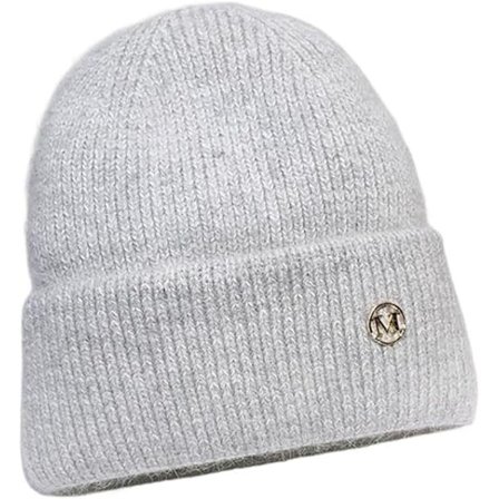 Grå Strikket Hue med "M"-Mærke – Varm Uldhue til Vinter (Unisex)
