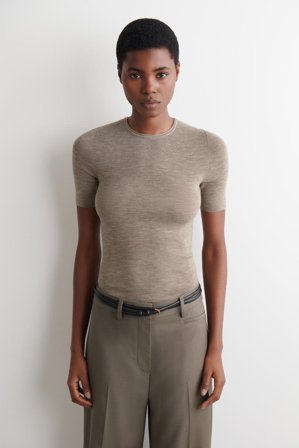 COS Femme T-Shirt Sans Couture En Laine Mérinos in Beige