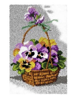 Knüpfmatte Korb mit Stiefmütterchen