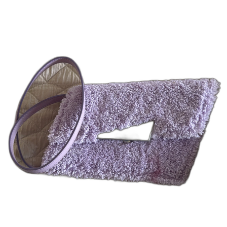 En helt ny ljuslila axelväska Acne Studios