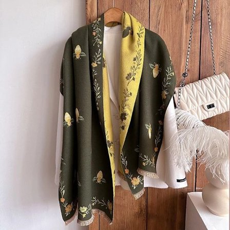 Dubbelsidig sjal/scarf med bi- och blomstermönster, ny design med gröna och senapsgula tofsar.