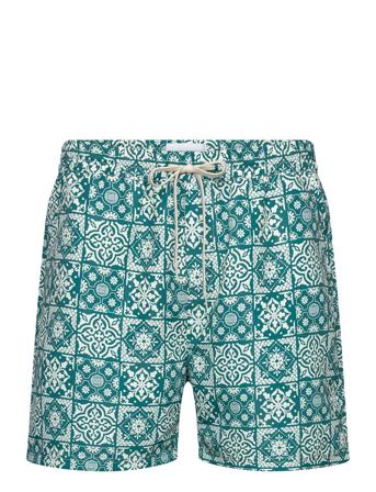 Stan Aop Swim Shorts 2.0 Green Les Deux