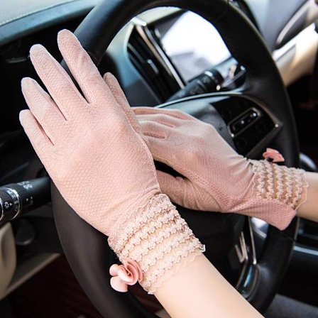 Söta solskyddshandskar för kvinnor, tunn design för bilkörning, halkskydd och UV-skydd, korta spets is silke andningsbar pekskärm