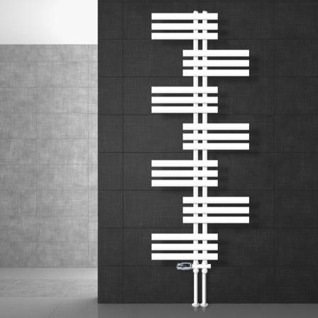 Badrumsradiator Leon 600x1600 Mm Vit Med Golvanslutningssats
