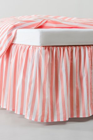 Jotex - Volangsengekappe Korallrosa/hvit - KAYO - Kjøp Sengekapper hos Jotex