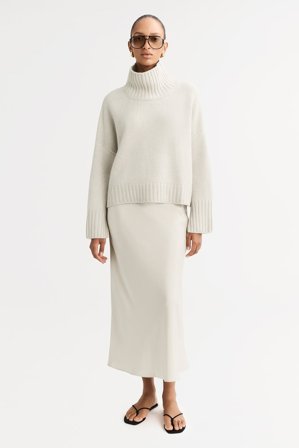 Soft Goat - Girlfriend Turtleneck - Women cashmere sweater - L - Chalk