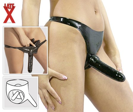 Lateksiset alushousut kolmella Dildolla - You2Toys