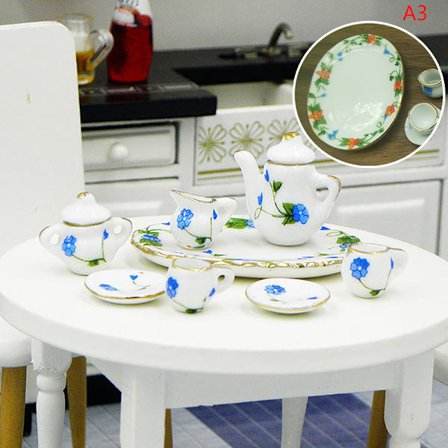 Miniatyyri posliiniastiasto keittiön nukketaloon