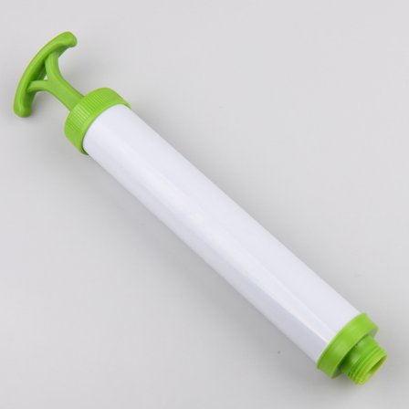 Kompressiopussin käsipumppu