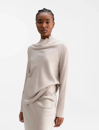 Ahlvar Gallery Ayumi Silk Blouse - Beige - XL
