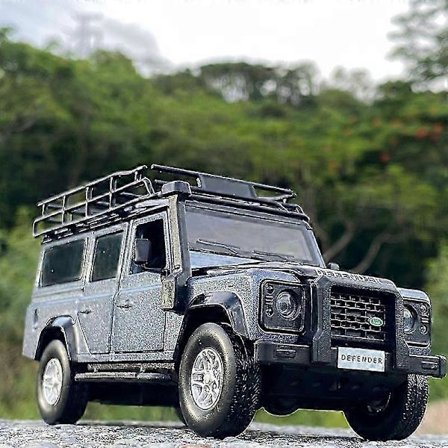 1:32 Rover Defender Legeringsbilmodell Støpegods Metall Leketøy Terrengkjøretøy Bilmodell Simuleringssamling Barneleke Gave