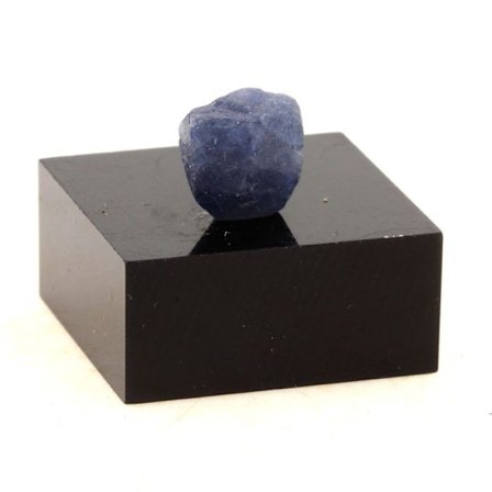 Sten og mineraler. Safir. 4,29 ct. Zazafotsy, Ihorombe, Madagaskar.