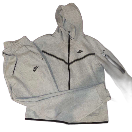Nike Tracksuit gråa storlek M-S