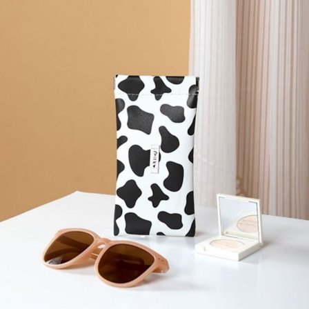 Silmälasien pidike, silmälasien suojakotelo, MUSTA