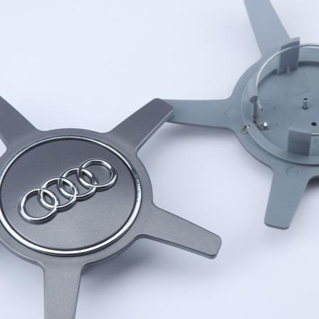 Egnet til Audis modifikation af A4L A6L centerdæksel, 1-delt