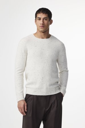 NN.07 Lee Male White