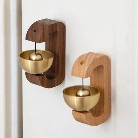 Butiksklokke til døråbning, magnetisk fastgjort trædørklokke gylden dekorativ indgangsdørklokke med messingklokke-d Light brown beech