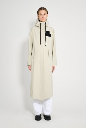 Chatham Matte Raincoat Pelican