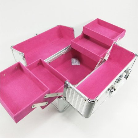 Suurikokoinen meikkikosmetiikan kuljetuslaatikko