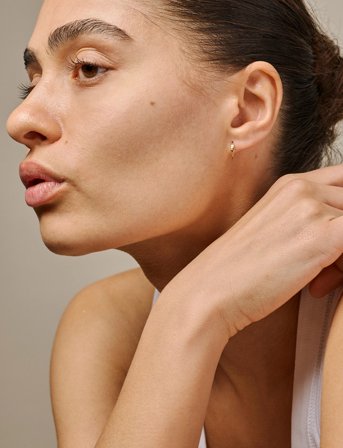 Enamel Copenhagen Hoops, Twistie Love - Gold - ONE SIZE