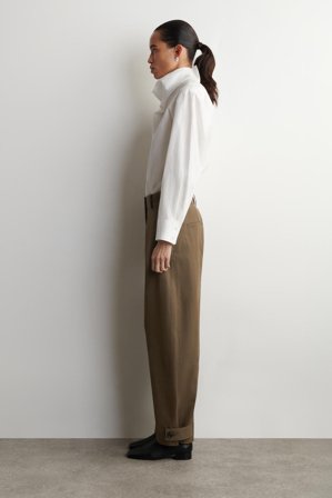 COS Women's Barrel-Leg Cotton Utility Trousers in Brown