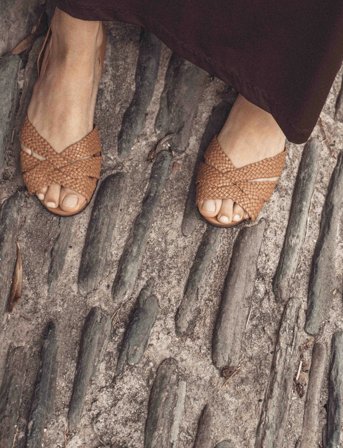 Anonymous Copenhagen Sanni 20 Hand-Braided - Brown - 41