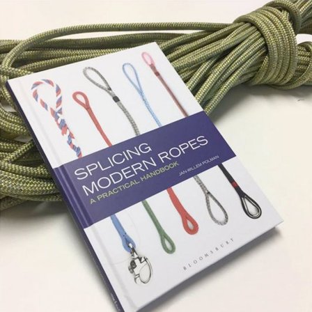 Spleissauskirja Splicing Modern Ropes by Jan-Willem Polman, 30 spleissia vaihe vaiheelta, myös Dyneema