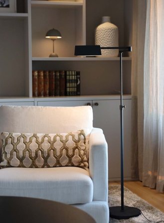 Sara swing leselampe - sort