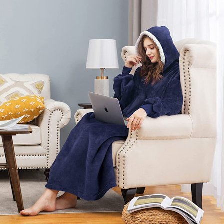 Sherpa Wearable Blanket Oversized Hoodie TV Blanket with Long Sleeves and Pocket
