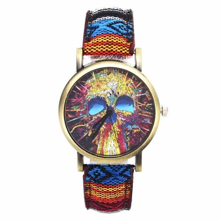 Lasten analoginen kello pääkallo luuranko teema lapsille