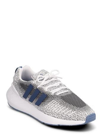 Swift Run 22 Shoes Låga Sneakers Grå Adidas Originals