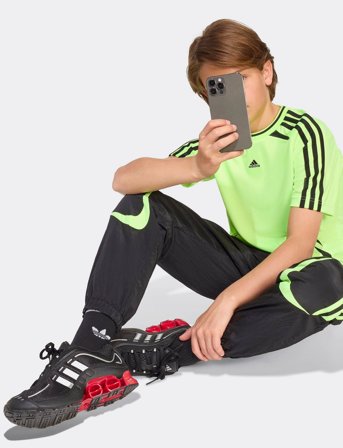 adidas Originals Teamgeist Tee - Yellow - 164