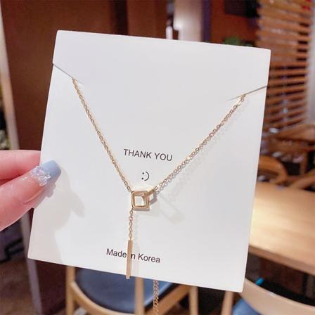 Kvinnor Halsband Kedja Choker Hänge Smycken Flickor Present Mode Personlighet K Guld Titan Stål Temperament Gold