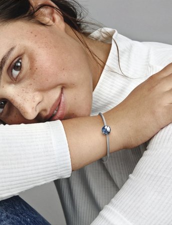 Pandora Globe Sterling Silver Clip With Transparent Blue Enamel - Blue - ONE SIZE