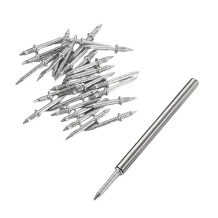 Dubbelhövdade spikar, A