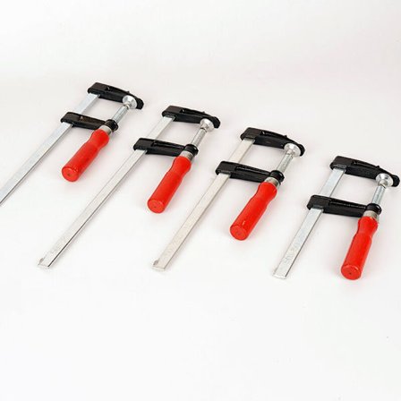 4 stk. stangtvinger, F-skruetvinger, hurtigspænder 2 stk. 200 x 50 mm og 2 stk. 300 x 80 mm