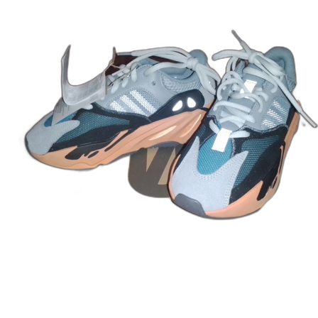 Hela nya yeesy boost 700