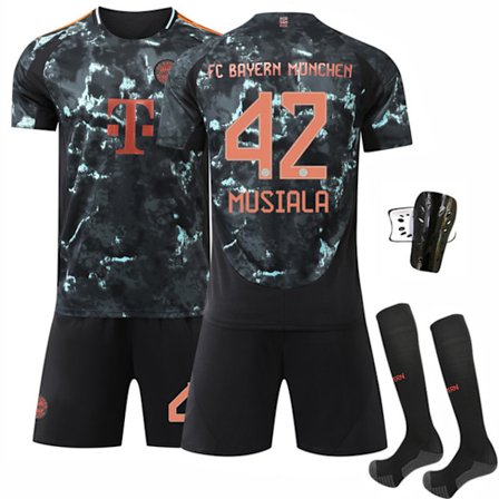 2425 Bayern bortaställ orange Musiala fotbollströja set+strumpa+skyddsutrustning