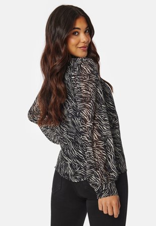 Object Collectors Item Mila L/S High Neck Top Black AOP Sandshell Klær