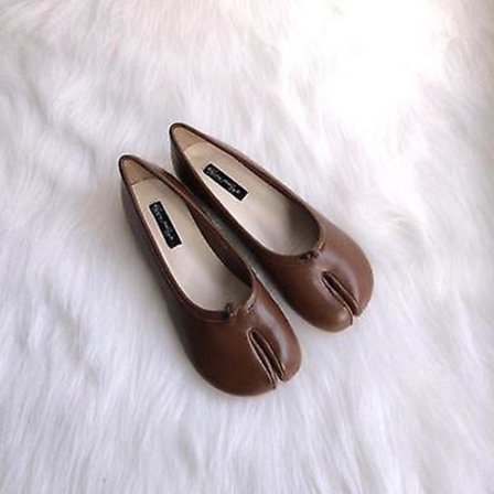 Tabi Ninja Skor Kvinna Mikrofiber Läder Bekväma plattor Delad tå Tofflor Mjuk botten Loafers Rejäla shorts dammockasiner 35-40