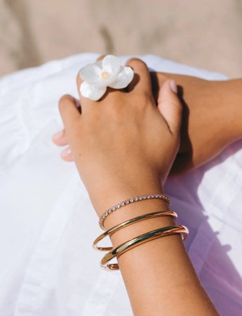 By Jolima Elastic Tennis Bracelet - Pink - ONE SIZE