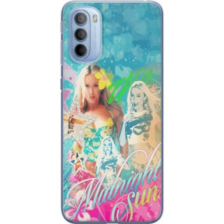 Yhteensopiva Puhelinkuori Motorola Moto G31 Seikkailumaailma Steve, Creeper ja eläimillä värikkäässä palikkagrafiikassa