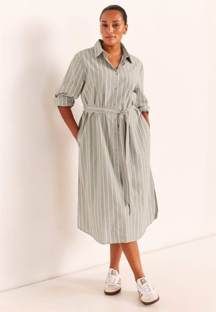 Cellbes of Sweden - Stribet kjole med lommer i beige / hvid til damer i størrelse 50/52